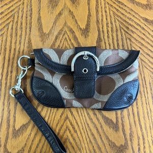 COACH Brown leather Wristlet
